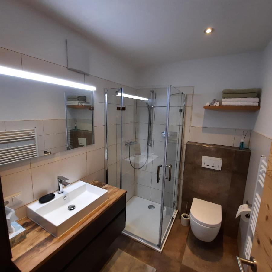 Apartament Lena *