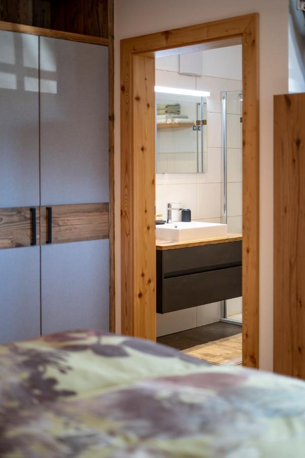 Apartament Lena *